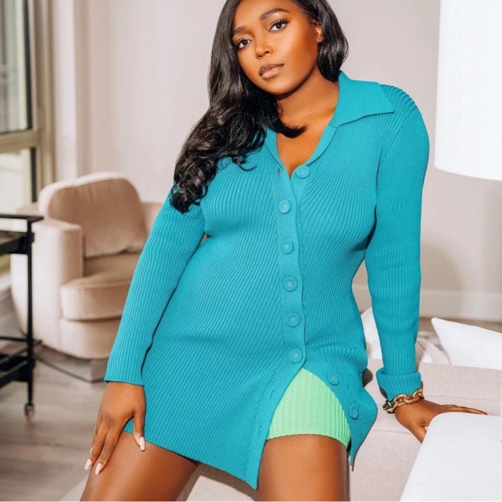 LOOKING FOR HANIFA SET